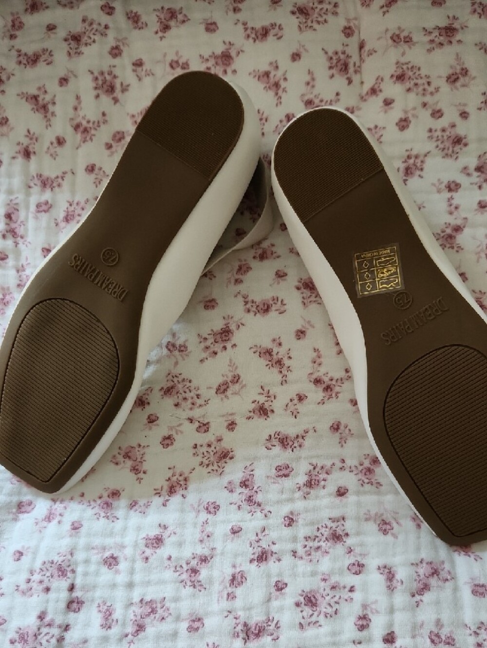 Dream Pairs Cream Ballet Strap Flats - Picture 3 of 3